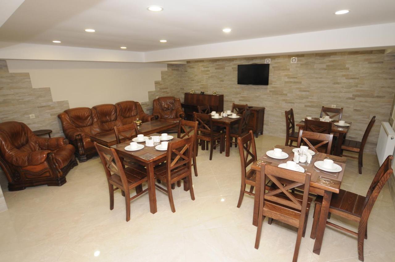 Hotelds Tiflis Dış mekan fotoğraf