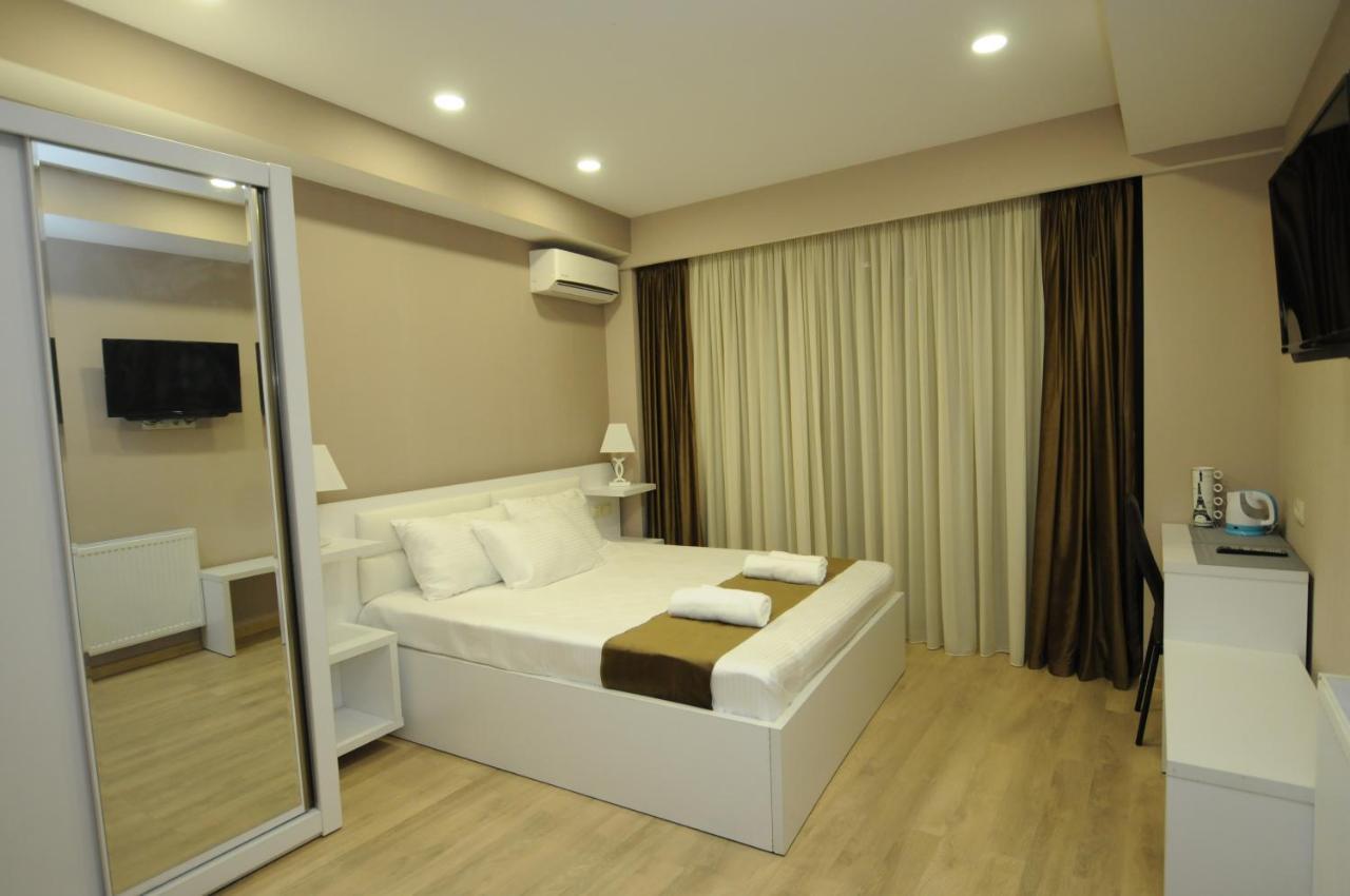 Hotelds Tiflis Dış mekan fotoğraf