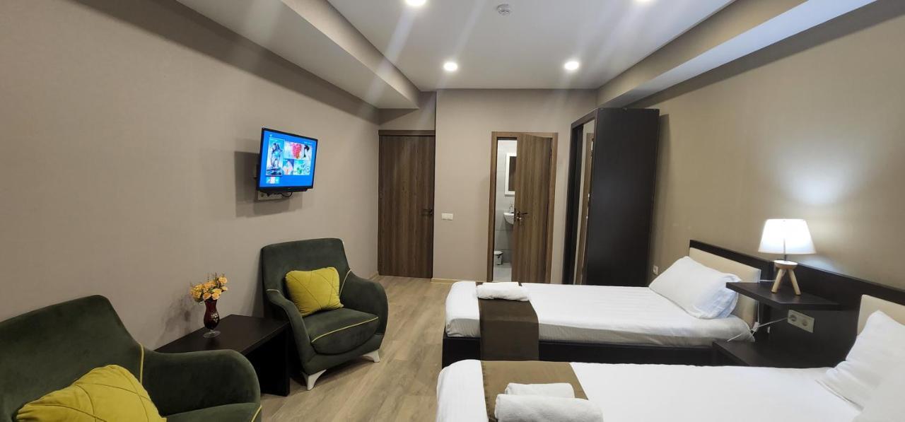 Hotelds Tiflis Dış mekan fotoğraf