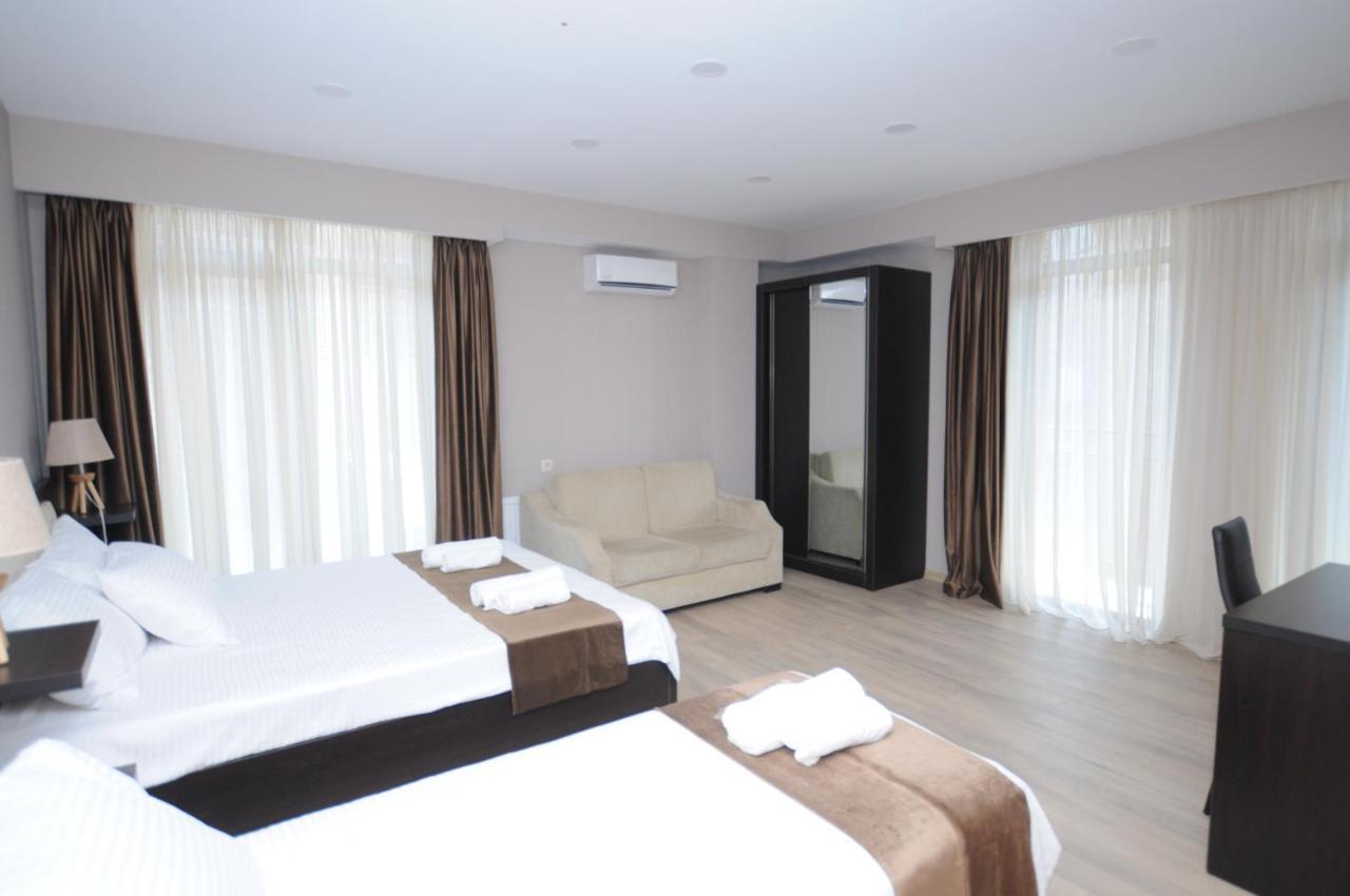 Hotelds Tiflis Dış mekan fotoğraf