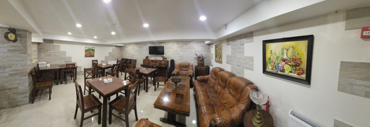 Hotelds Tiflis Dış mekan fotoğraf